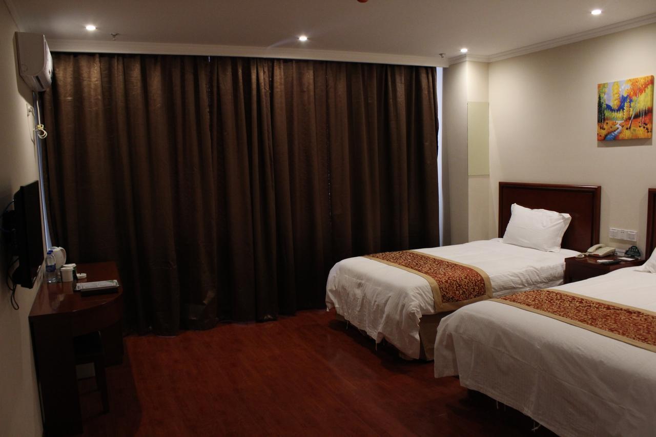 Greentree Inn Shanghai Expo Site South Yanggao Road Subway Station Express Hotel Exterior foto